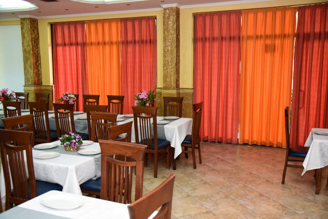 Koa Hotel Дуррес Экстерьер фото