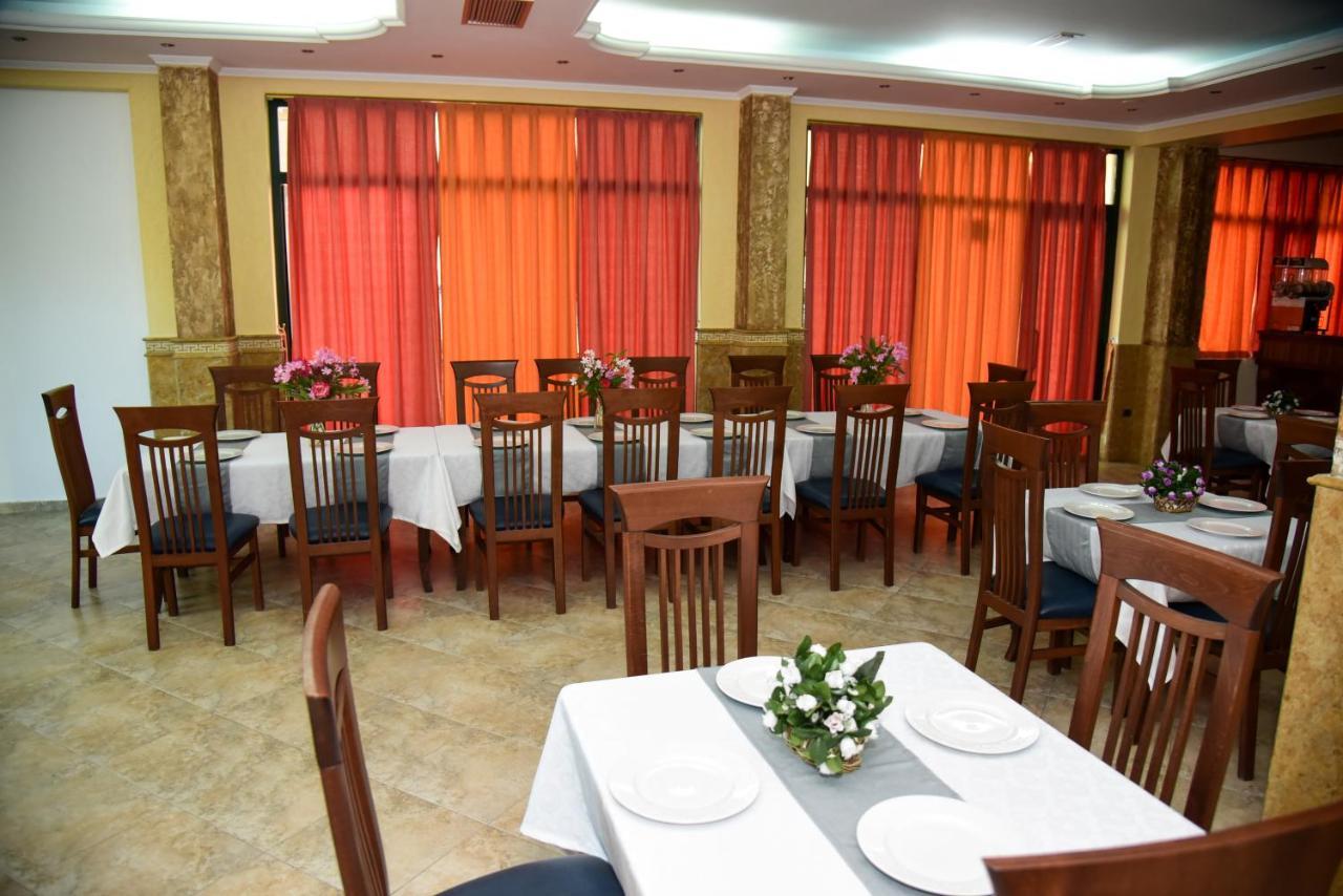 Koa Hotel Дуррес Экстерьер фото